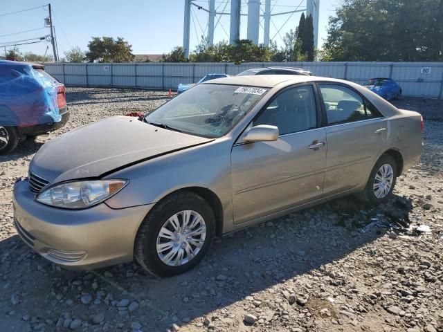 2005 Toyota Camry LE