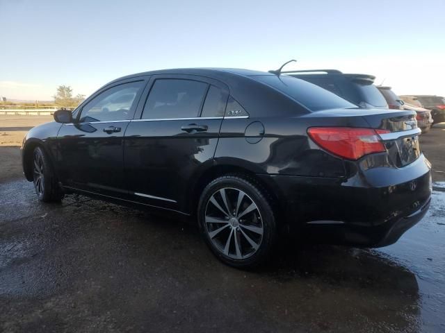 2013 Chrysler 200 Limited