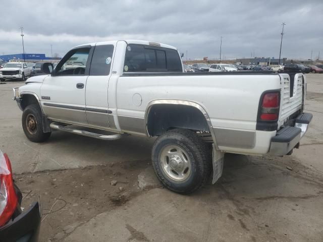 2000 Dodge RAM 2500