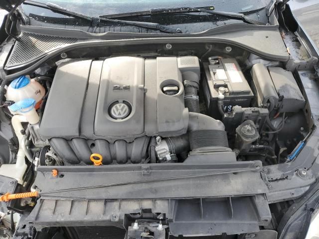 2012 Volkswagen Passat SE