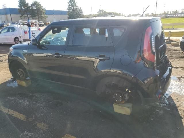 2016 KIA Soul +