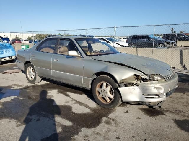 1995 Lexus ES 300