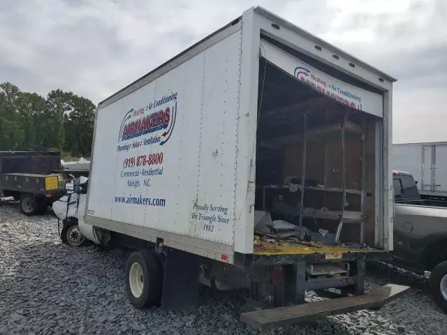 2016 Ford Econoline E350 Super Duty Cutaway Van