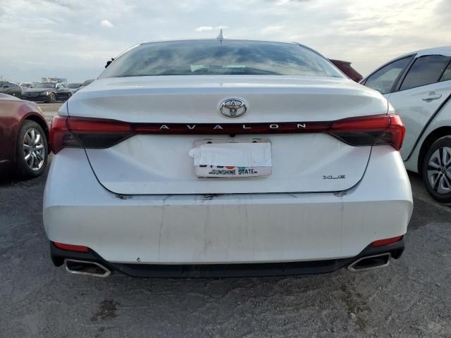 2020 Toyota Avalon XLE