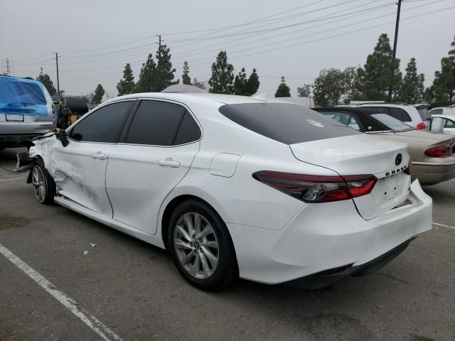 2022 Toyota Camry LE