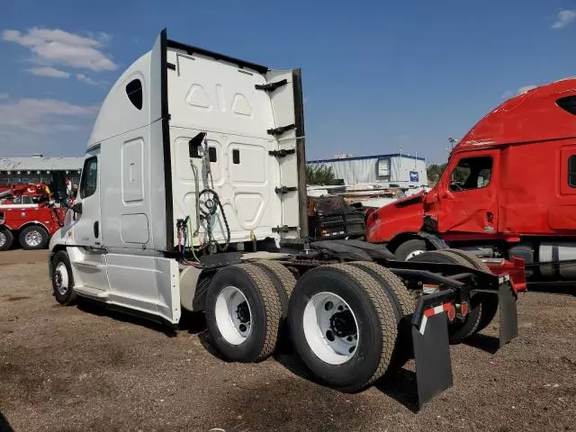 2017 Freightliner Cascadia 125