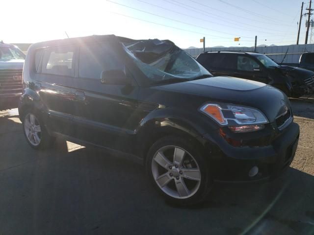 2010 KIA Soul +