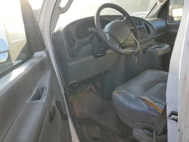 2005 Ford Econoline E250 Van