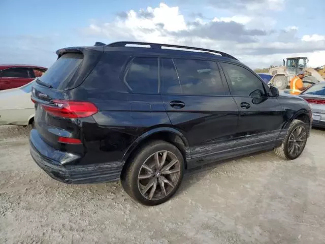 2022 BMW X7 M50I