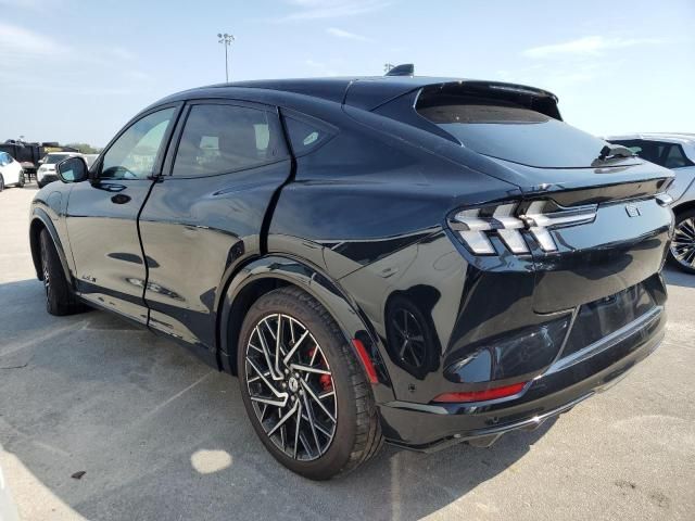 2022 Ford Mustang MACH-E GT