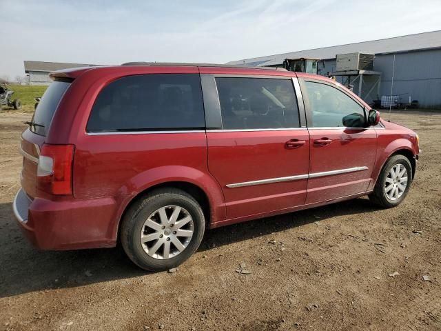 2013 Chrysler Town & Country Touring