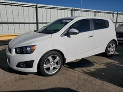 Chevrolet Vehiculos salvage en venta: 2015 Chevrolet Sonic LTZ