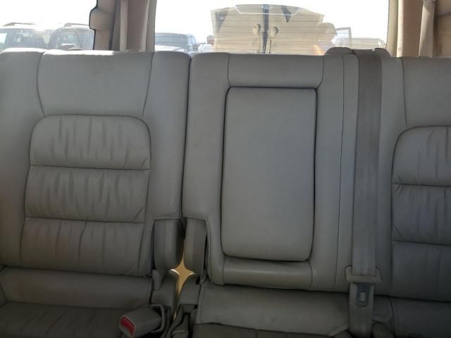 2003 Lexus LX 470