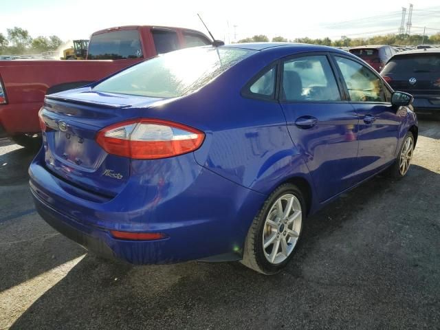 2015 Ford Fiesta SE