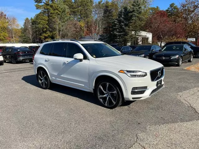 2016 Volvo XC90 T8