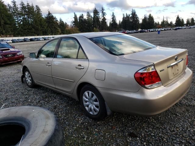 2005 Toyota Camry LE