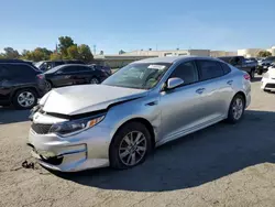 KIA Vehiculos salvage en venta: 2018 KIA Optima LX