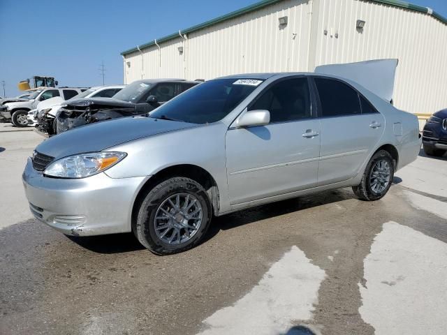 2004 Toyota Camry LE