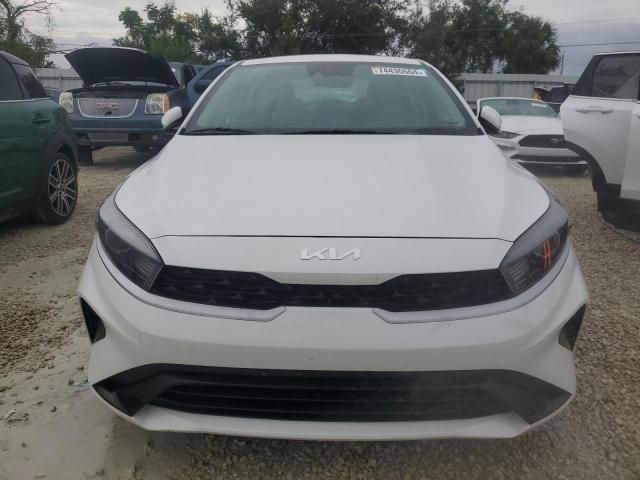 2023 KIA Forte LX