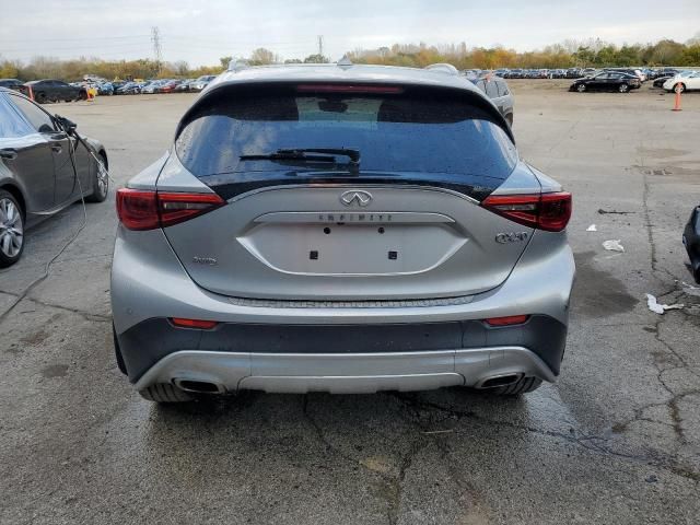 2017 Infiniti QX30 Base