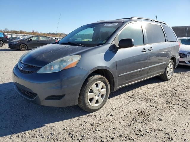 2006 Toyota Sienna CE