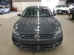 2017 Volkswagen Passat R-Line