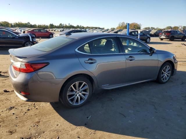 2017 Lexus ES 300H