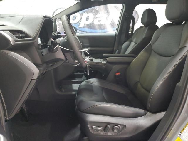 2024 Toyota Sienna XSE