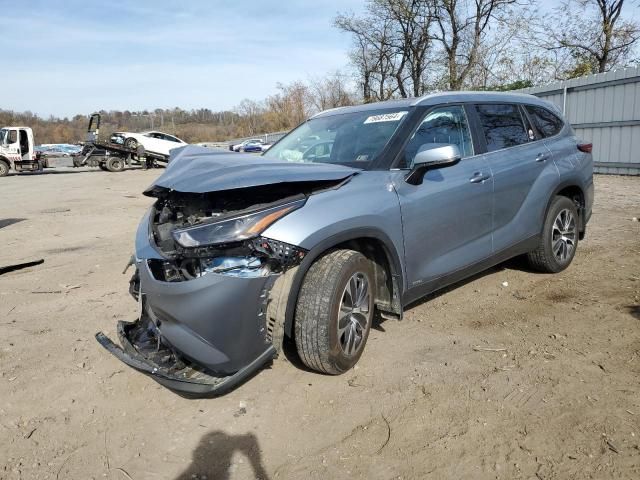 2023 Toyota Highlander Hybrid XLE