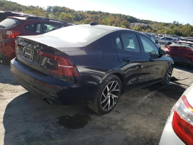 2019 Volvo S60 T6 Momentum