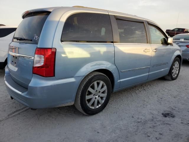 2013 Chrysler Town & Country Touring