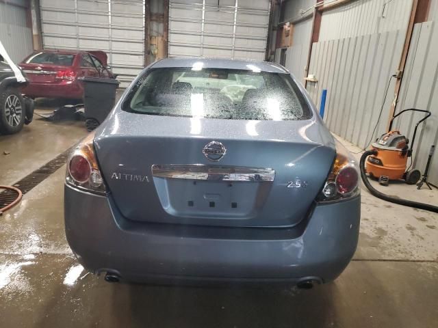 2010 Nissan Altima Base