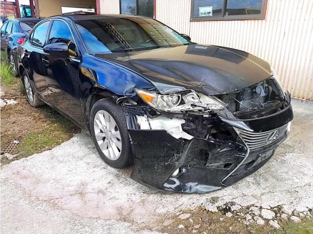 2015 Lexus ES 300H