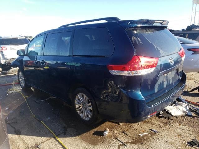 2011 Toyota Sienna XLE