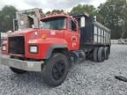 1999 Mack 600 RD600