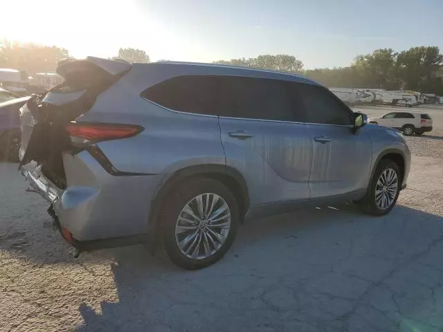 2021 Toyota Highlander Platinum