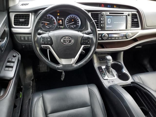 2018 Toyota Highlander SE