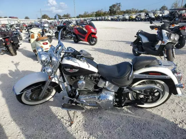 2005 Harley-Davidson Flstni