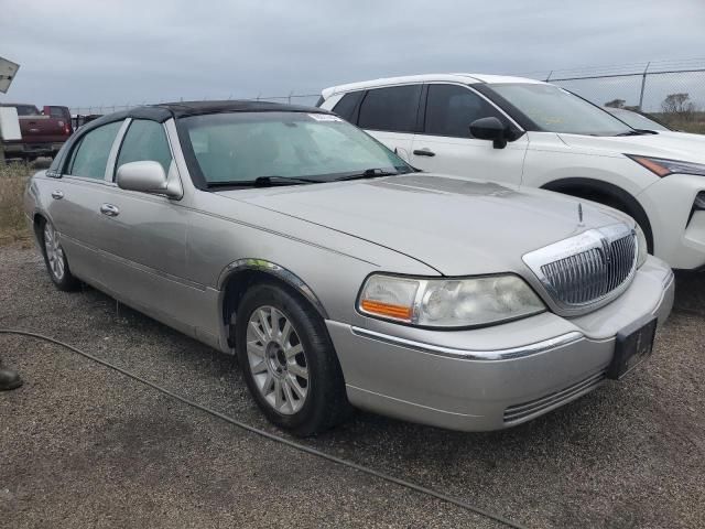 2006 Lincoln Town Car Signature