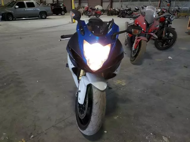 2012 Suzuki GSX750