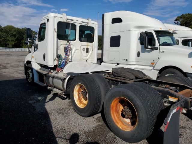 2015 Freightliner Cascadia 125