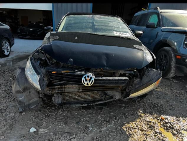 2013 Volkswagen Jetta Base