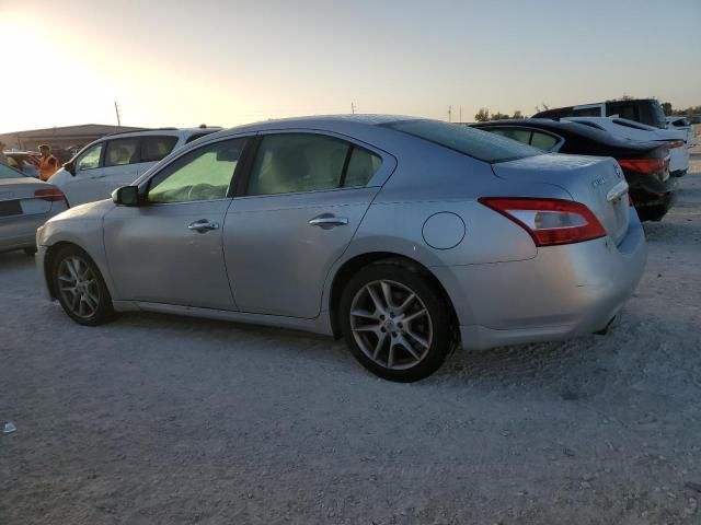 2010 Nissan Maxima S