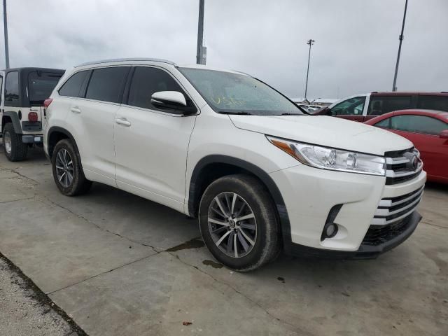 2018 Toyota Highlander SE