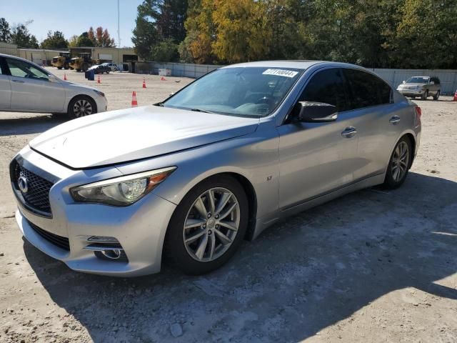 2015 Infiniti Q50 Base