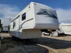 2000 Camp 5th Wheel