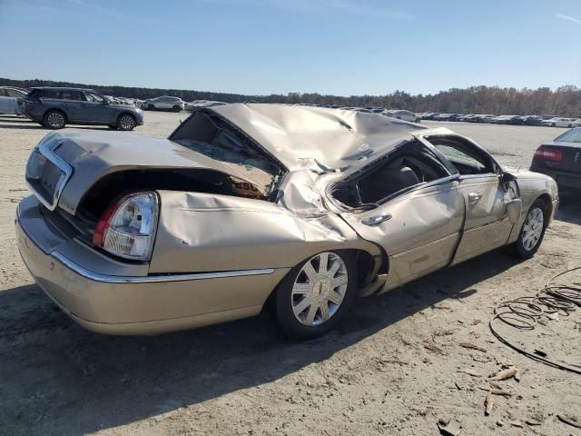 2004 Lincoln Town Car Ultimate Long Wheelbase