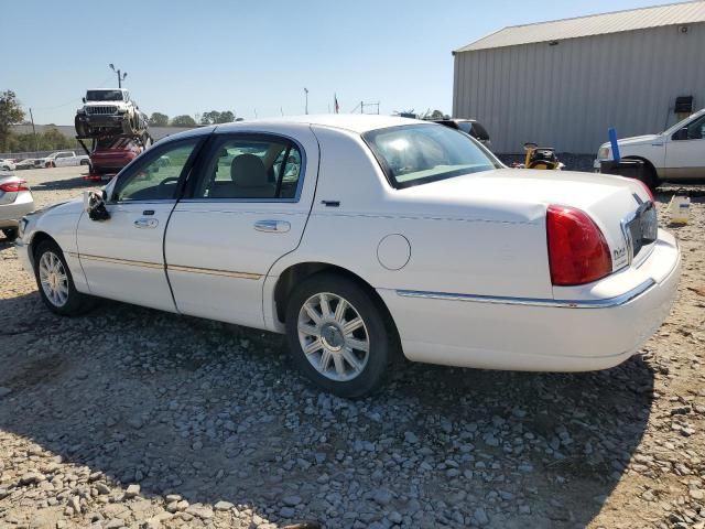 2007 Lincoln Town Car Signature Limited