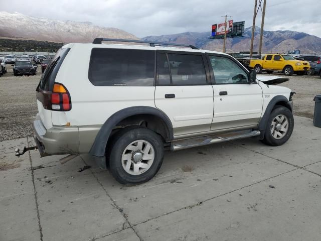 2002 Mitsubishi Montero Sport XLS