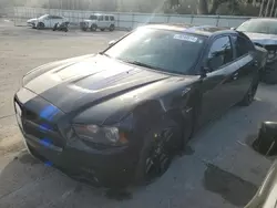 Carros salvage para piezas a la venta en subasta: 2011 Dodge Charger R/T